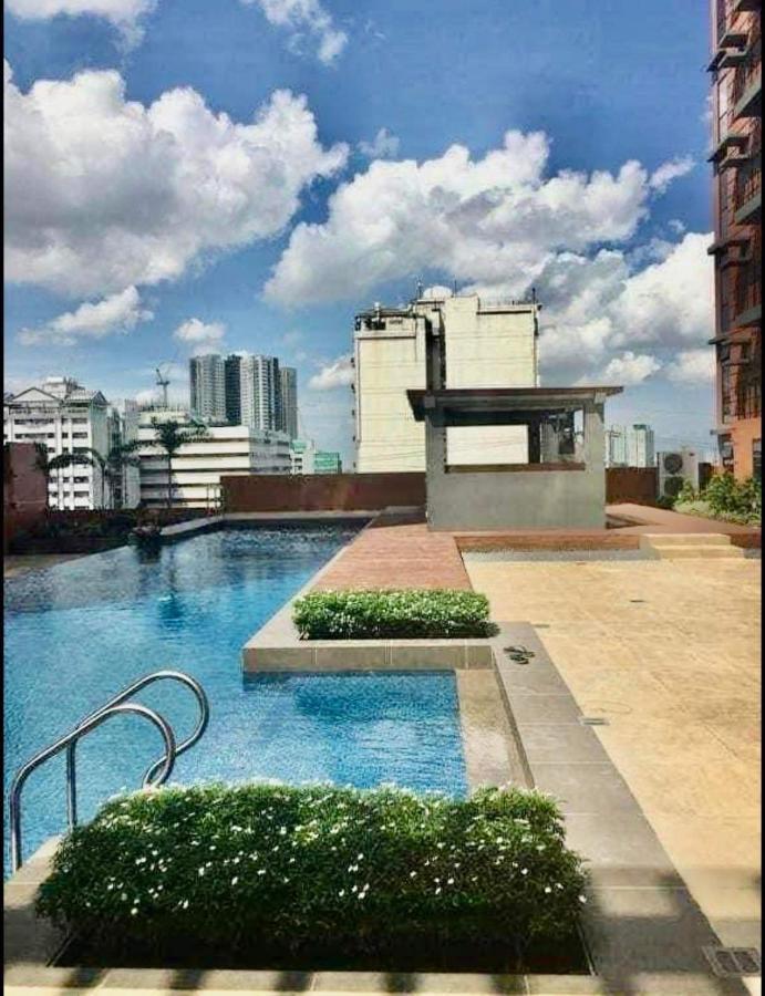 2 Bedroom Portovita Tower 12-A Manila Ngoại thất bức ảnh