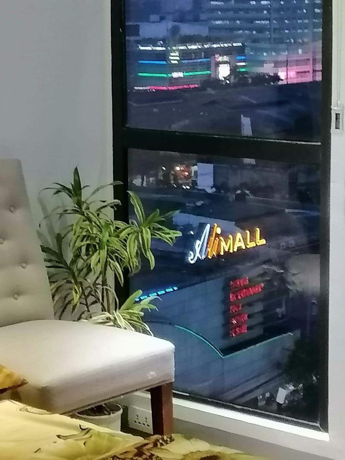 2 Bedroom Portovita Tower 12-A Manila Ngoại thất bức ảnh