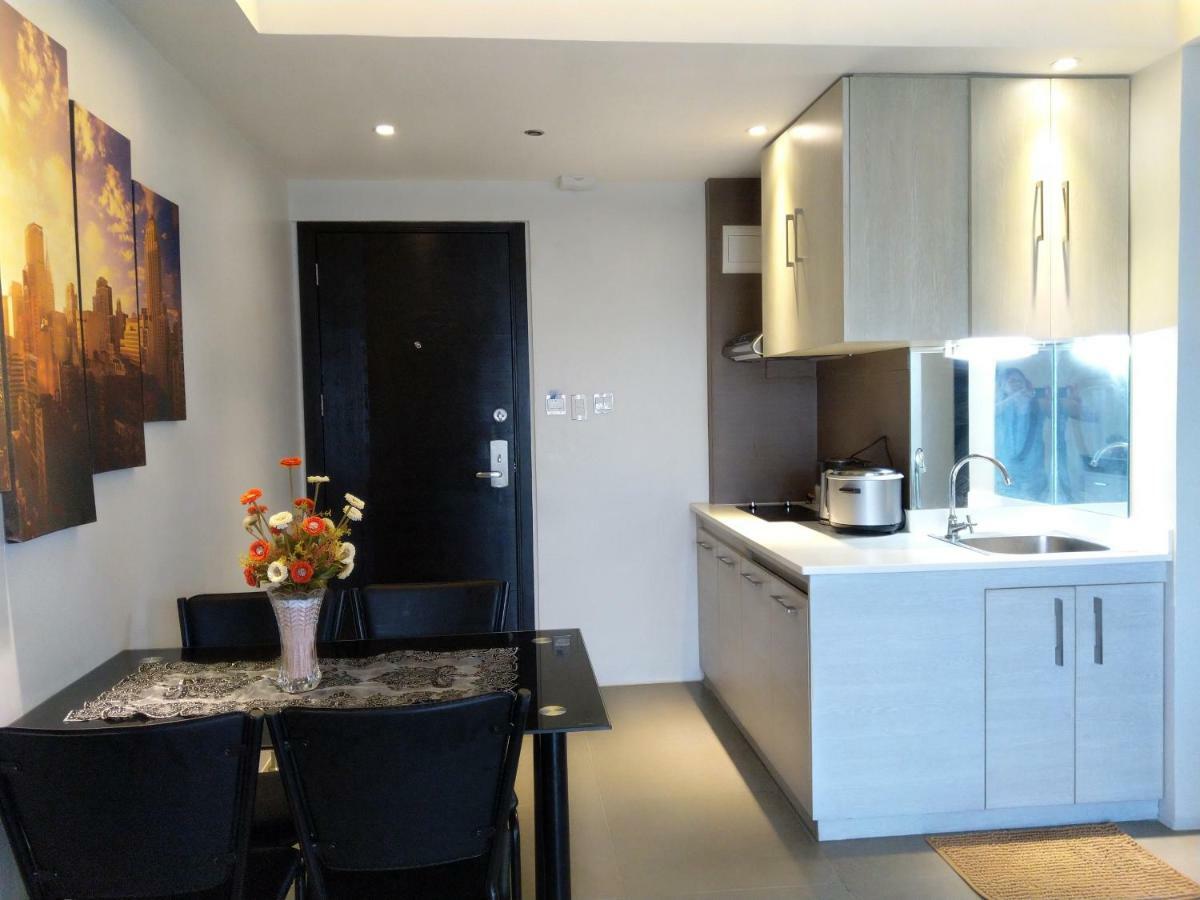 2 Bedroom Portovita Tower 12-A Manila Ngoại thất bức ảnh